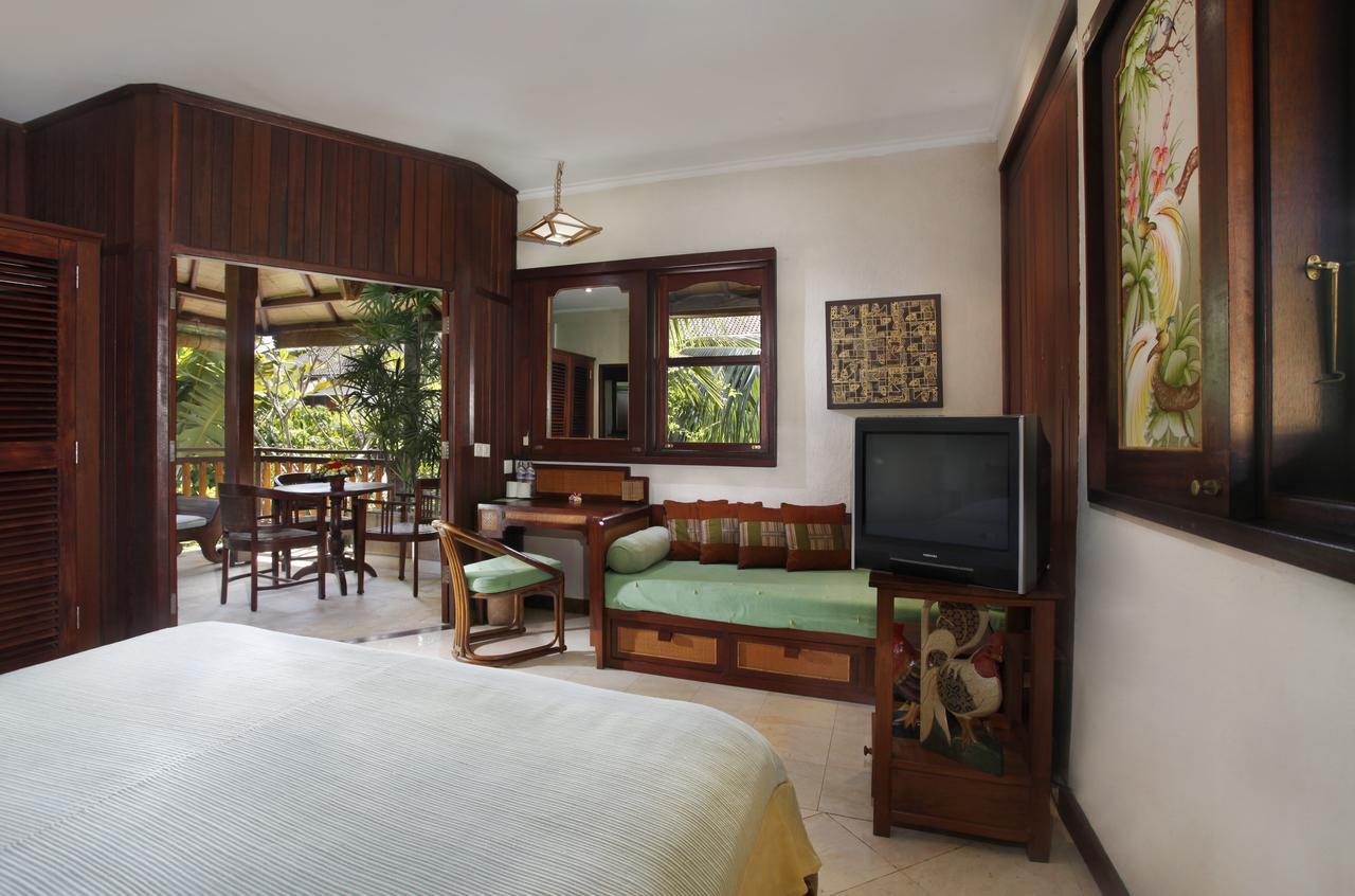 ヌサドゥア ポンドク アグン ベッド＆ブレックファースト Bed & Breakfast エクステリア 写真